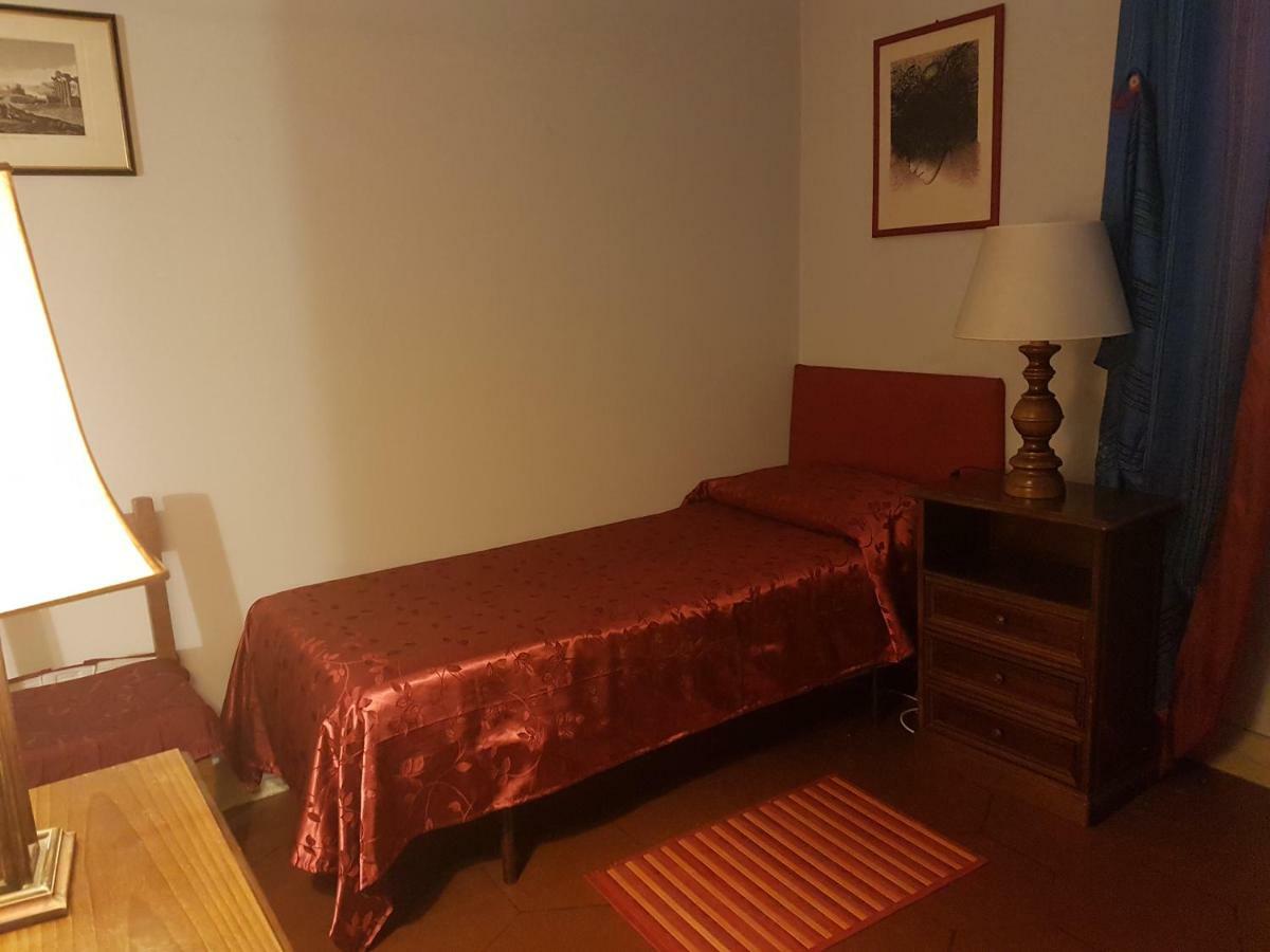 La Casa Degli Artisti Habitación en casa particular *