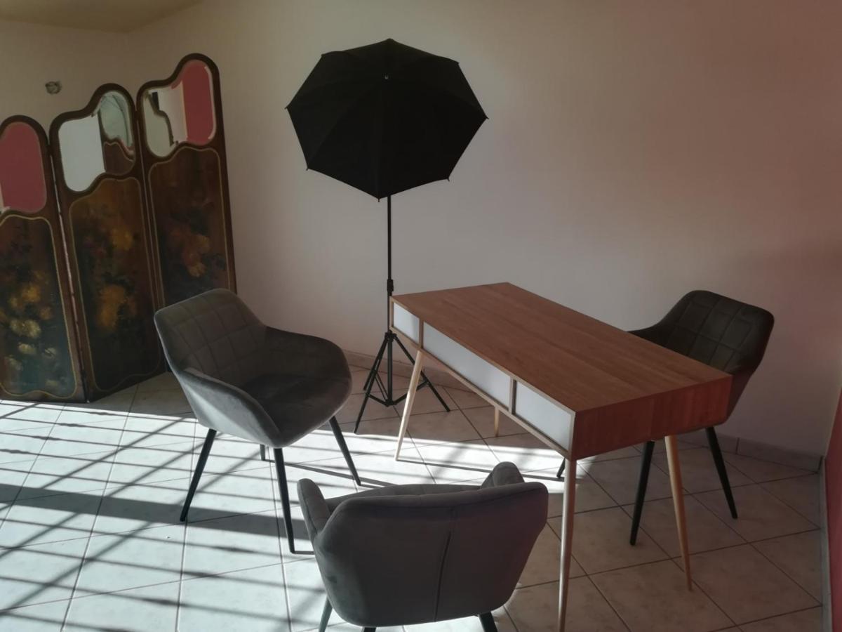 La Casa Degli Artisti E Del Coworking * Roma
